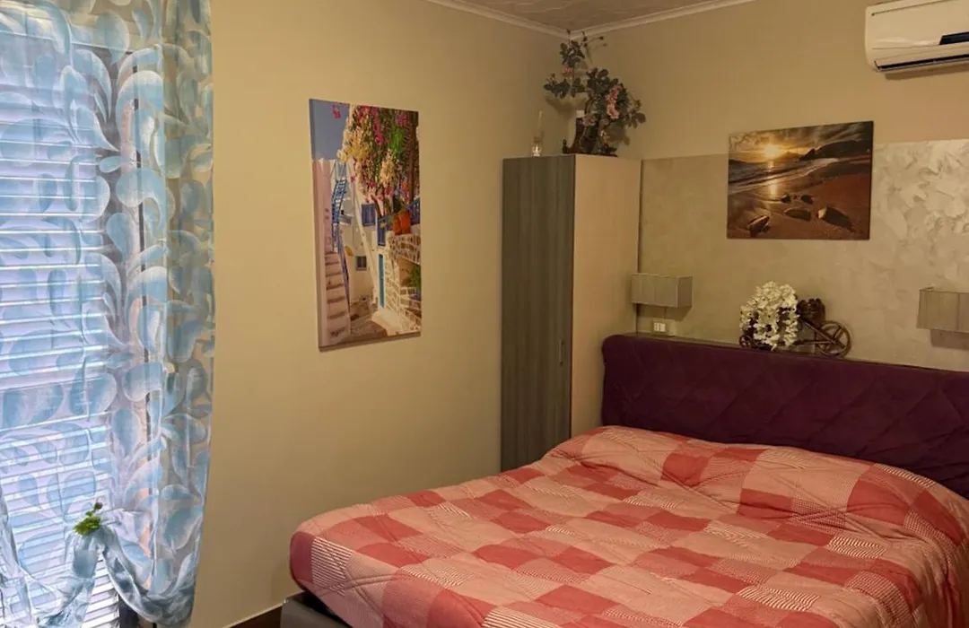 Golden Dreams B&B-1