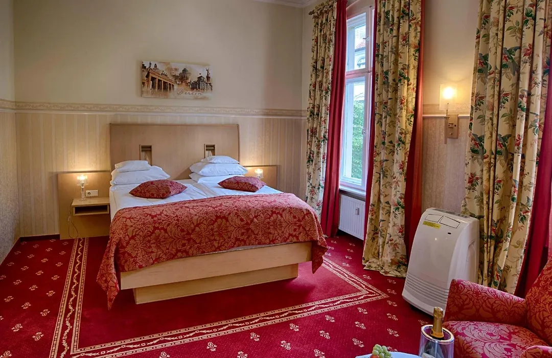 Hotel Augusta Am Kurfuerstendamm-1