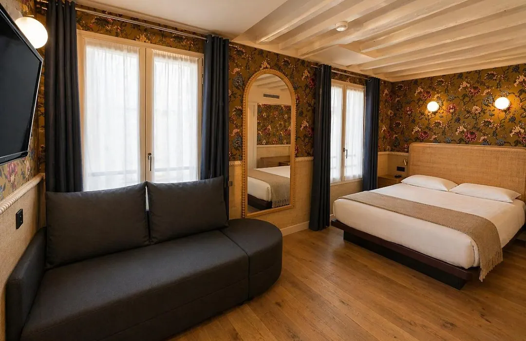 Hotel De Notre-Dame-1