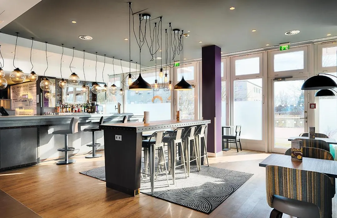 Premier Inn Muenchen City Ost-1