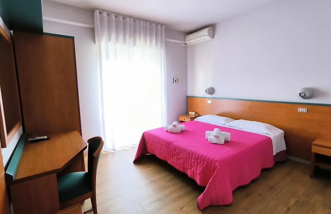 Hotel Pineta-1