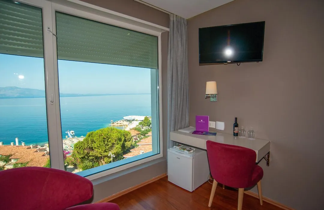 Bougainville Bay Hotel-1