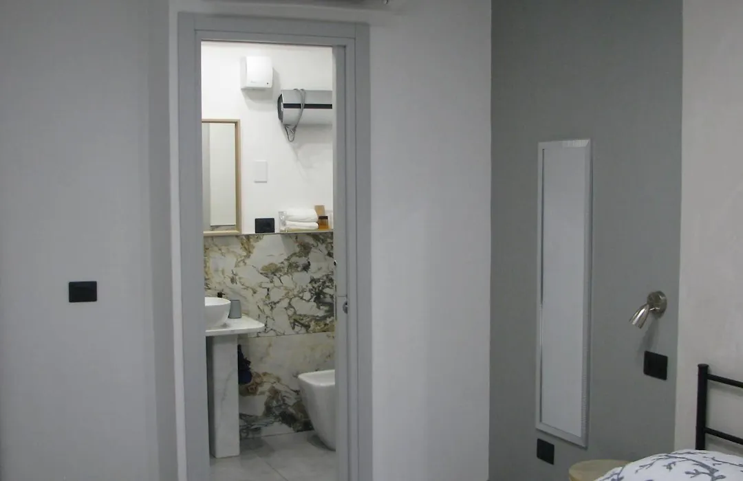 Sabriluna Rooms-1