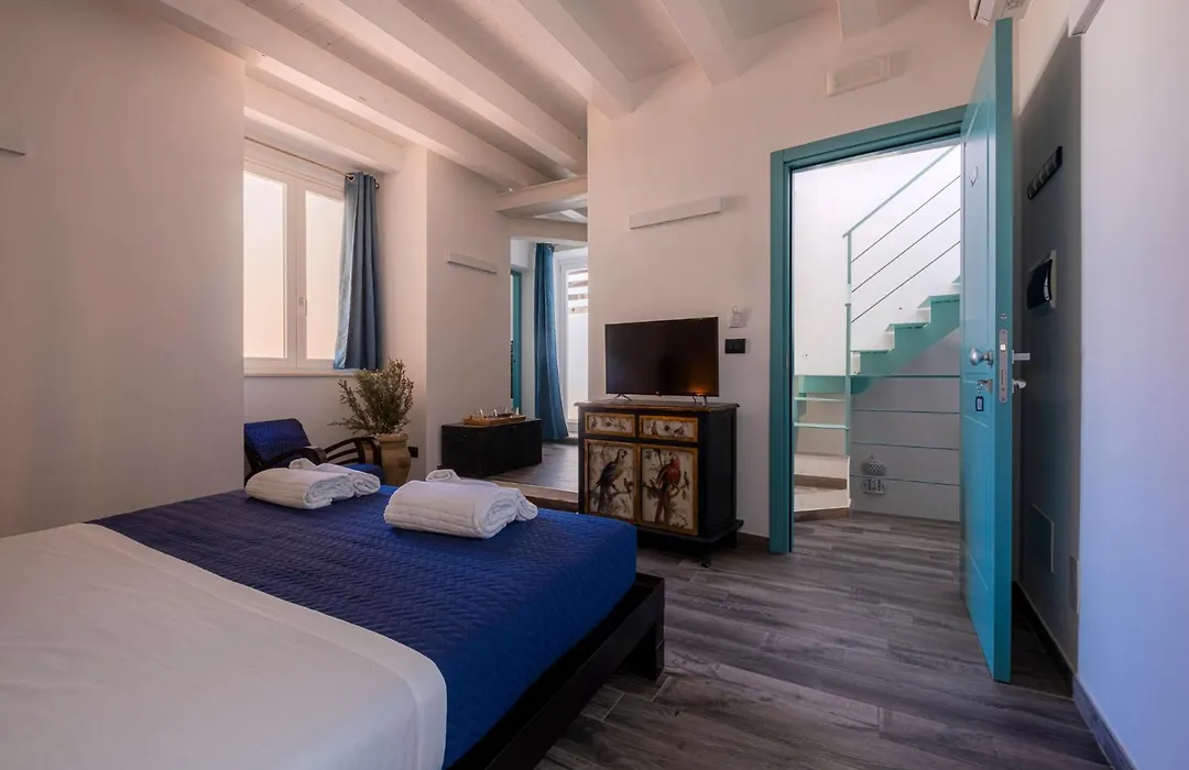 CASADELMAR Ortigia-1