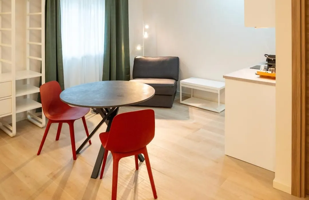 Eqm Roma-1