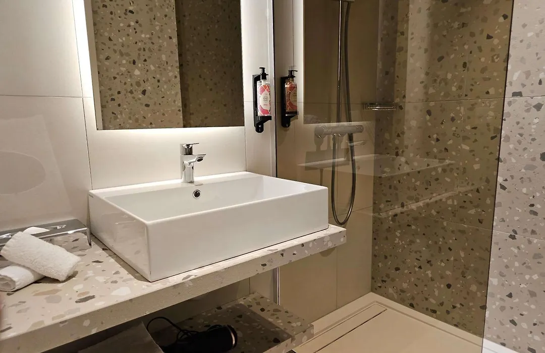 Aparthotel Adagio Genève Mont-Blanc-1