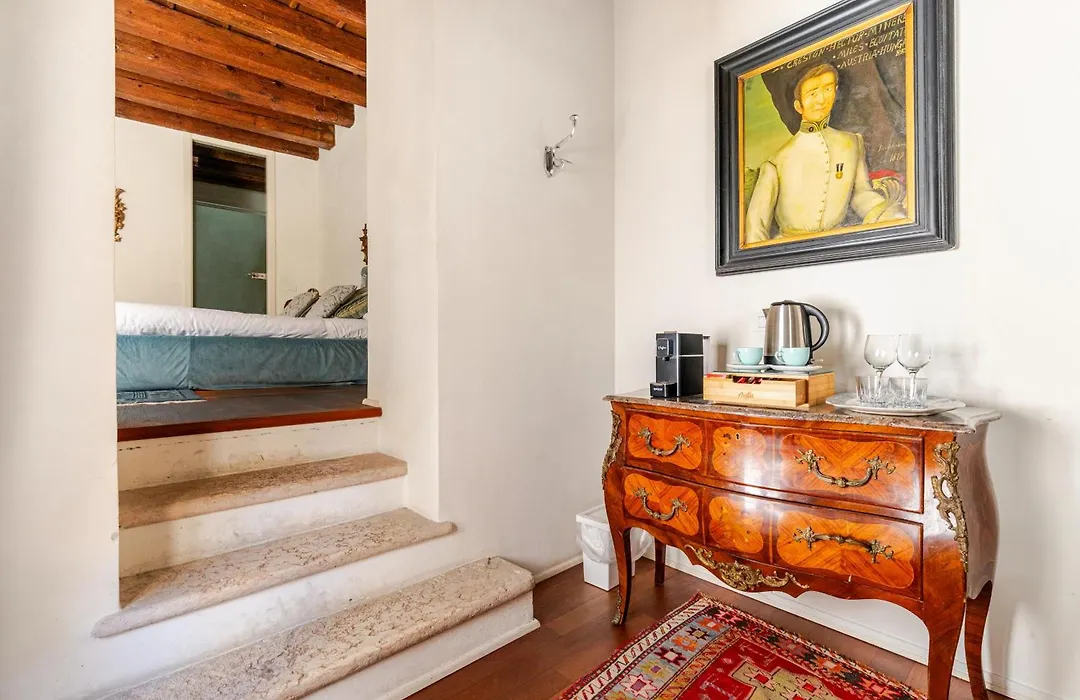 Truly Verona - Delle Erbe suites-1