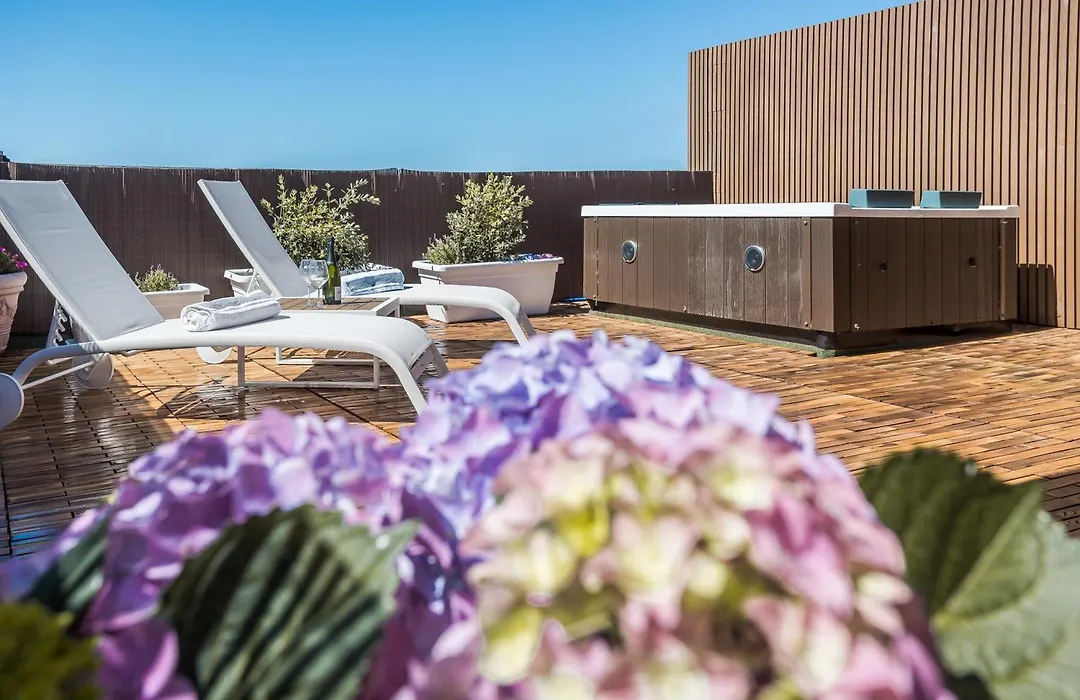 Bluemoon Sardinia Roof Garden Jacuzzi-1