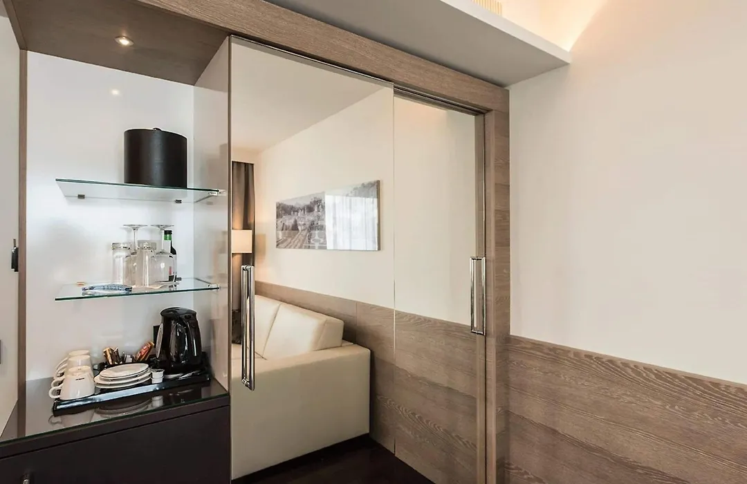 Radisson Blu Hotel & Conference Centre, Salzburg-1