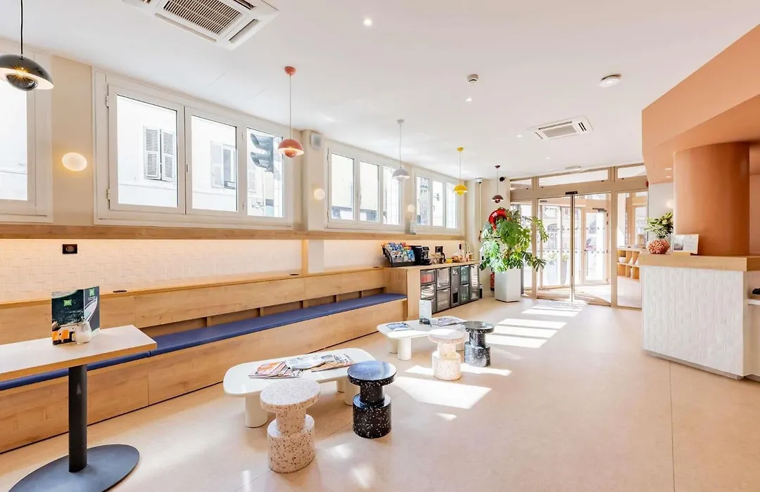 Ibis Styles Marseille Centre Prado Place Castellane-1