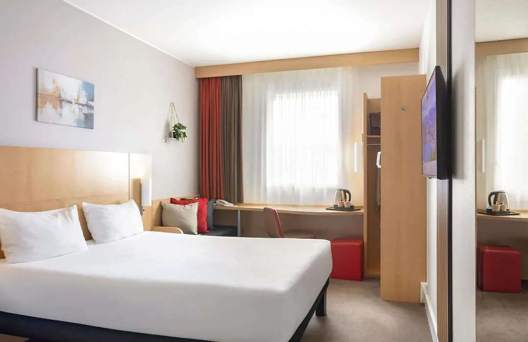 Ibis Lugano Paradiso-1