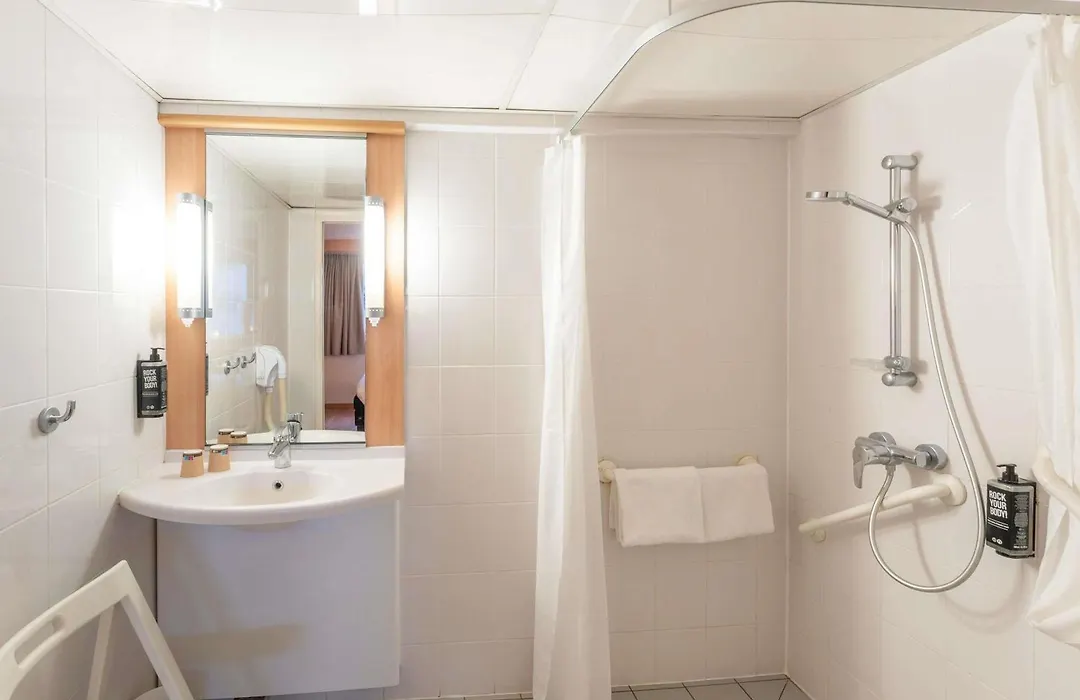 Ibis Paris 17 Clichy-Batignolles-1