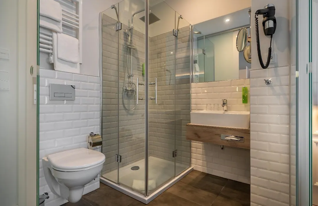 Garner Hotel Berlin - Wilmersdorf By Ihg-1