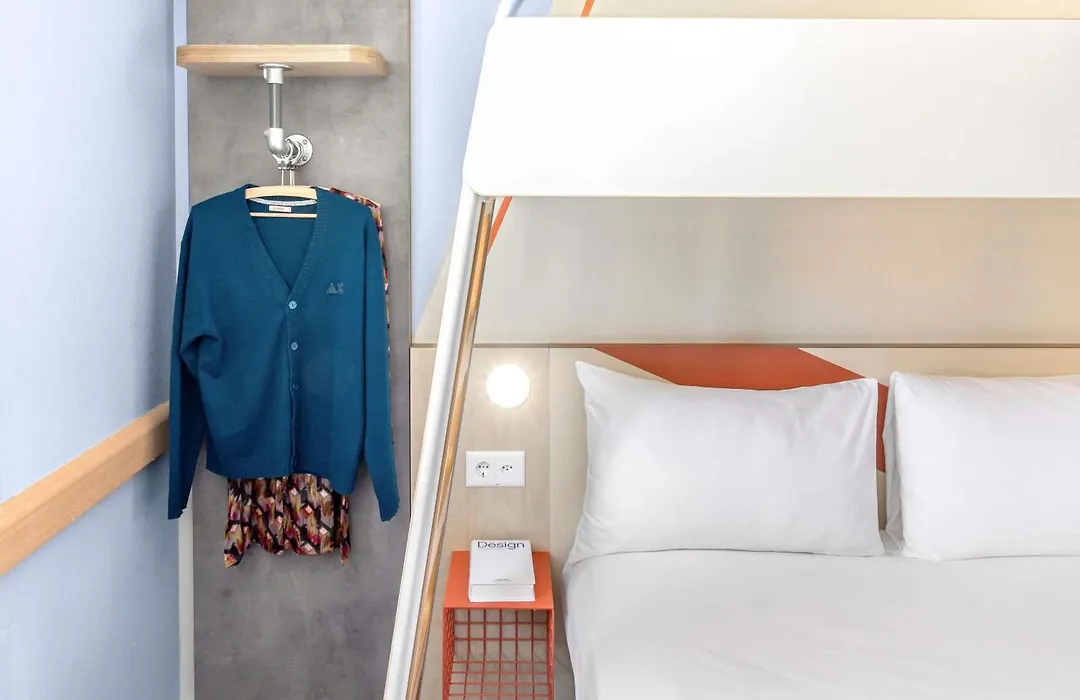 Ibis Budget Lugano Paradiso-1