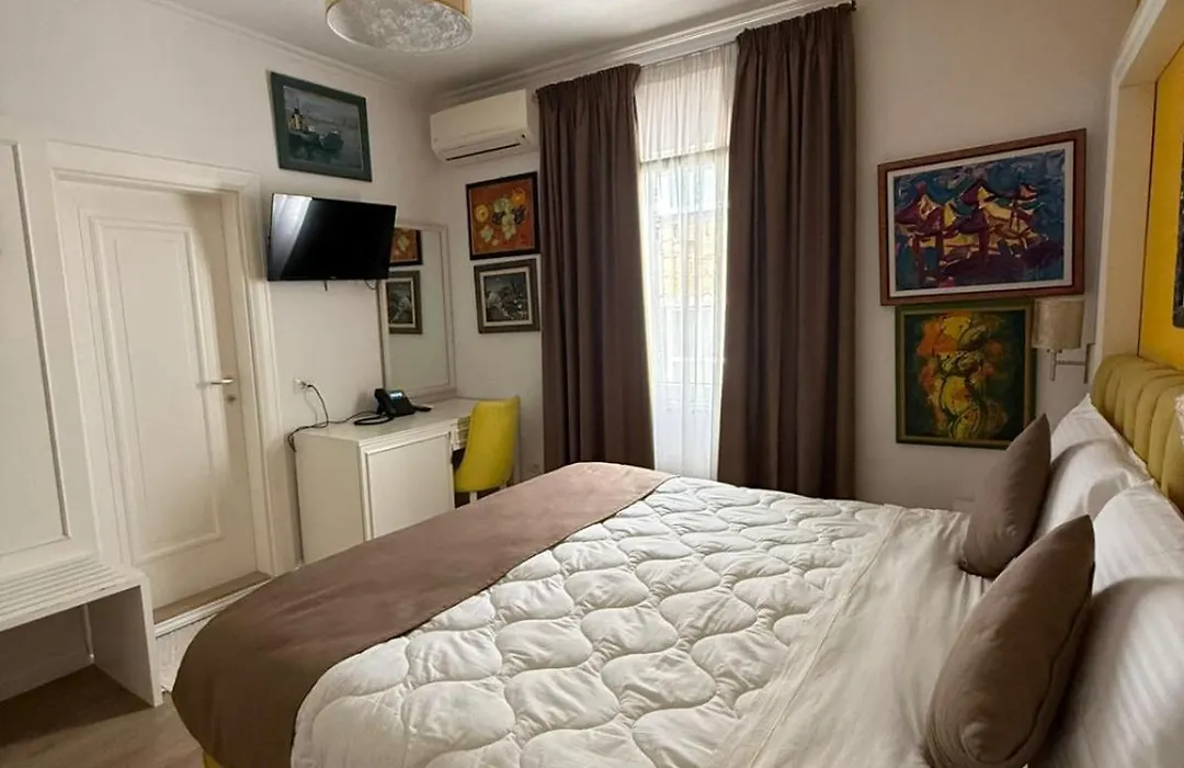 Art Hotel Tirana-1