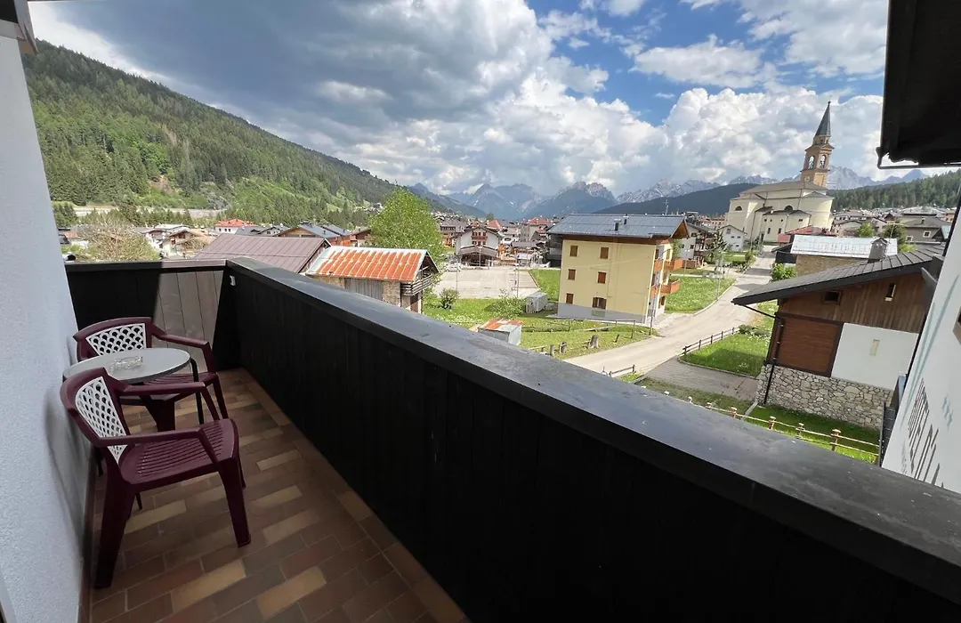 Hotel D'La Varda-1