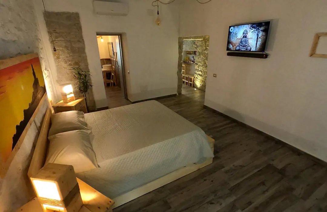 B&B Les Chambres Rooms & Suite-1