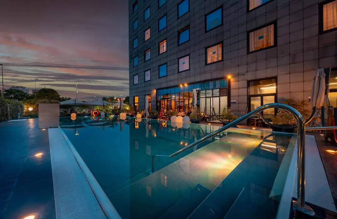 iH Hotels Milano Lorenteggio-1