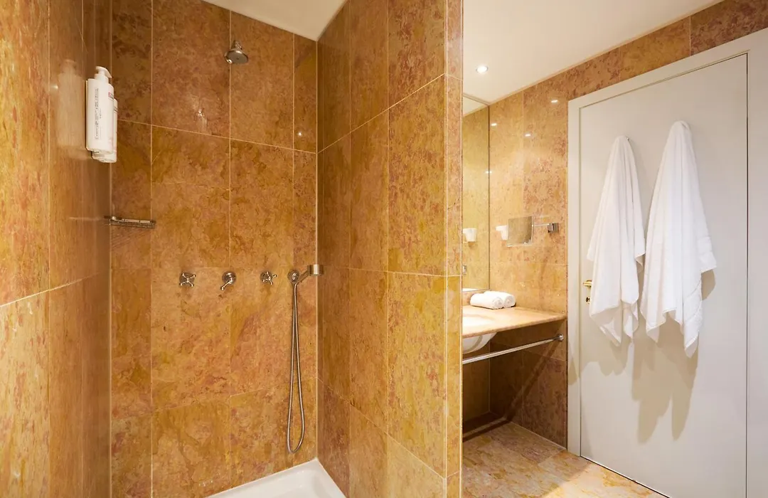 Hotel Acquaviva Del Garda-1