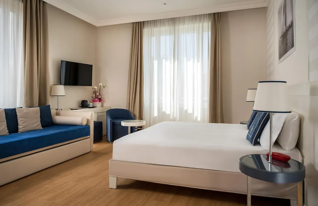 Grand Hotel & Riviera-1