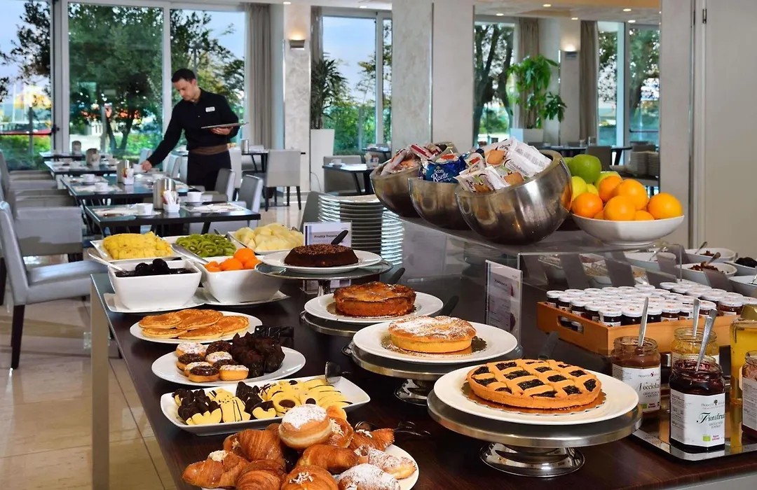 Mercure Hotel Rimini Artis-1