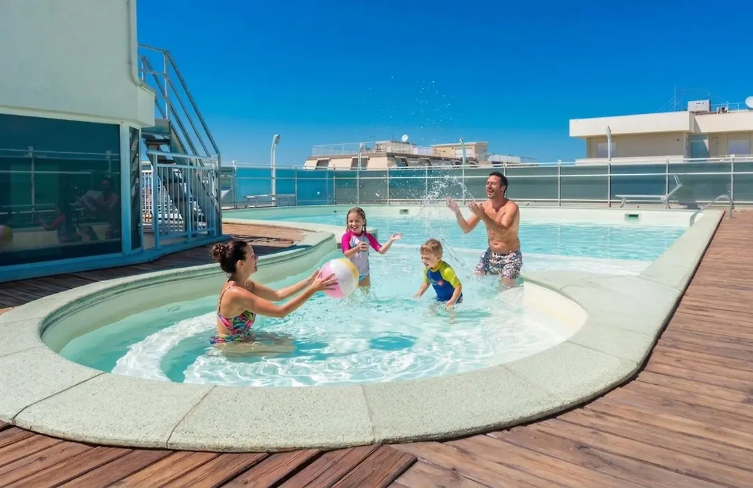 Residence Hotel Club House-1