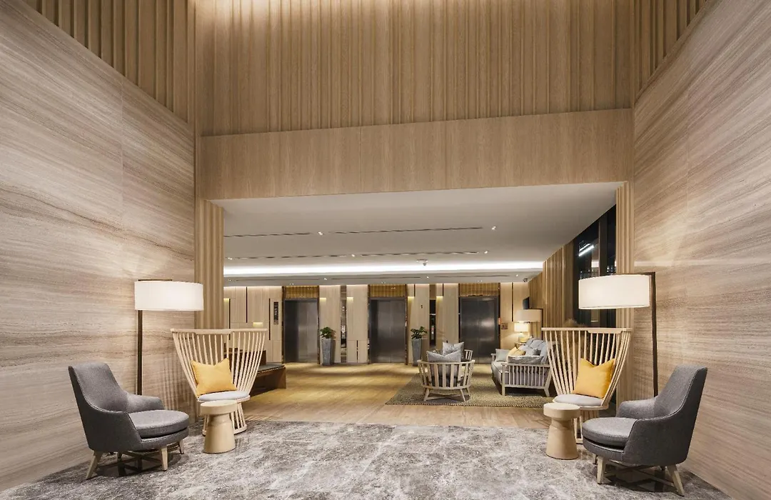 Oakwood Suites Bangkok-1