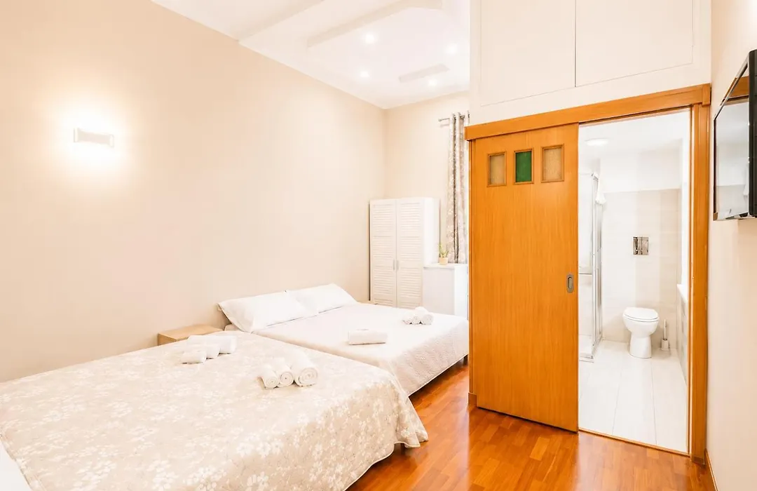 Bamba Luxury Suites Napoli Central Station-1