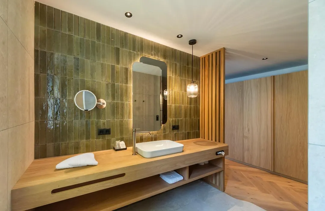 Hotel Gampen-1