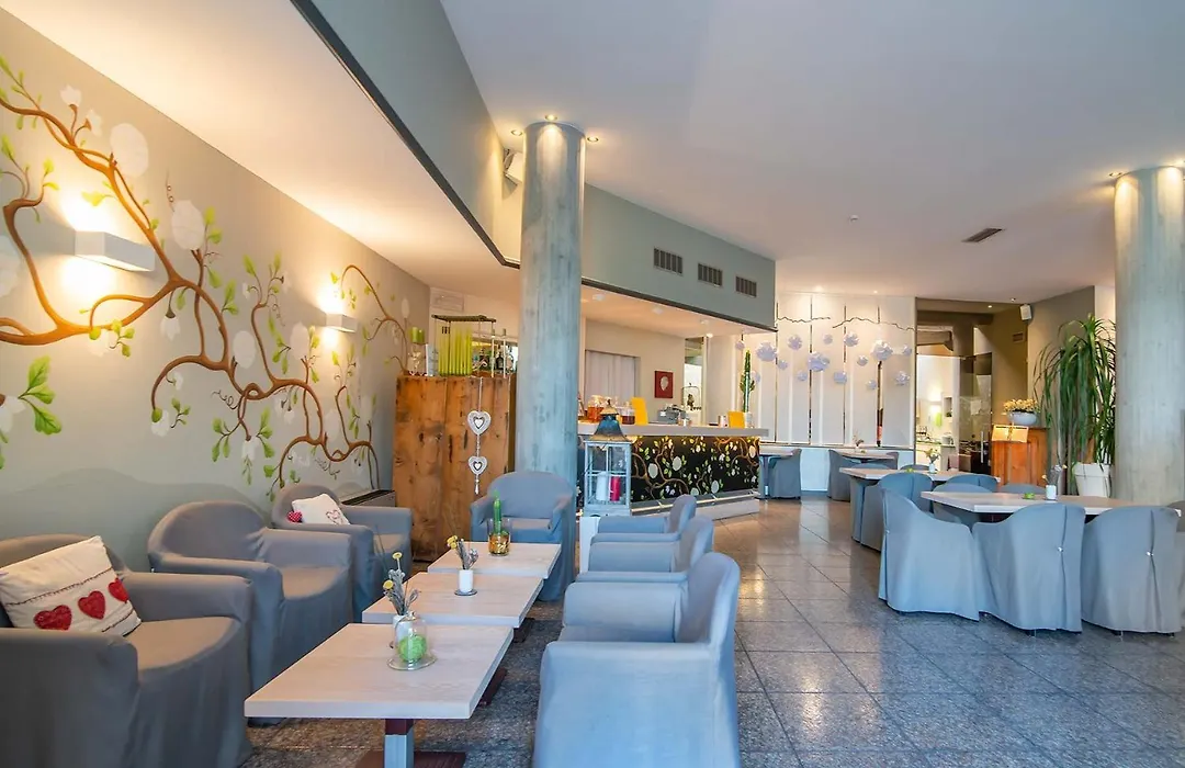 Hotel Liberty-1