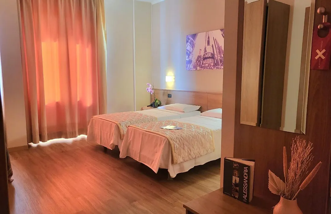 Hotel Lux-1