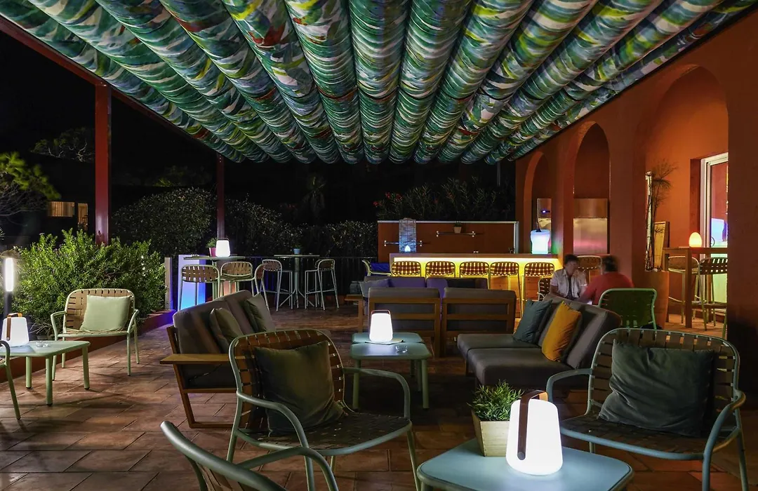 Ibis Thalassa Hyeres Plage-1