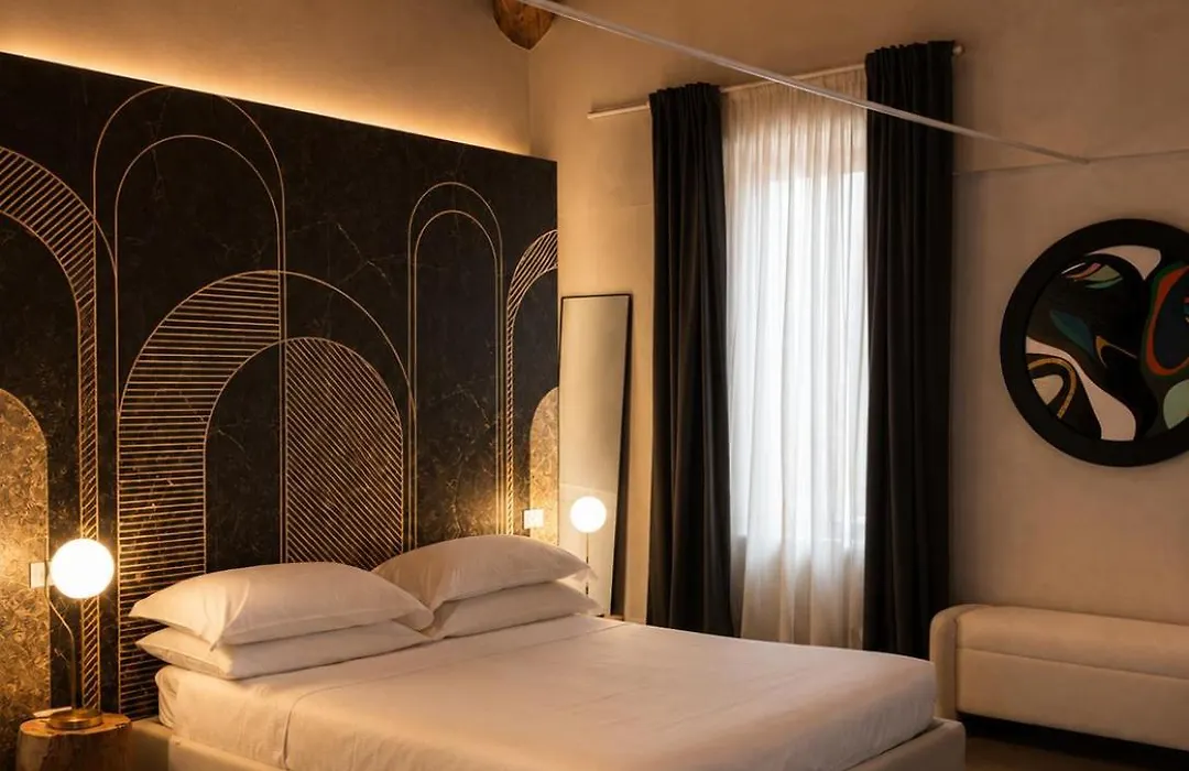 Ginevra Boutique Rooms - Palazzo Leosini - Residenze D'Epoca-1