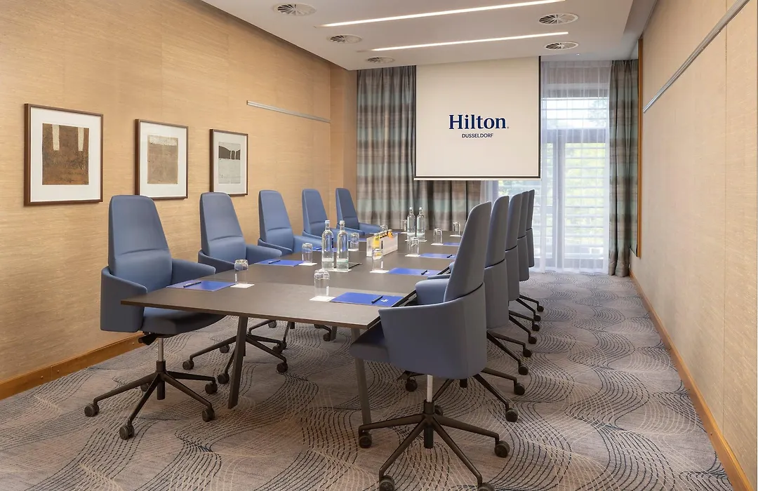 Hilton Duesseldorf-1