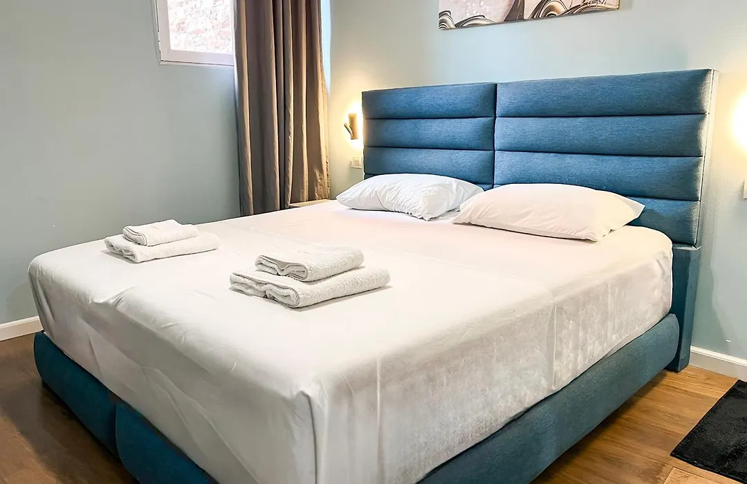 Tier Hotel-1