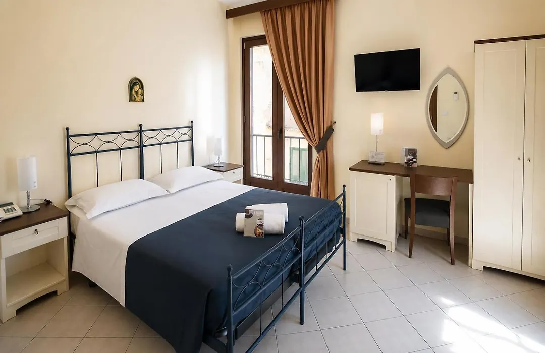 Al Pescatore Hotel&Restaurant-1