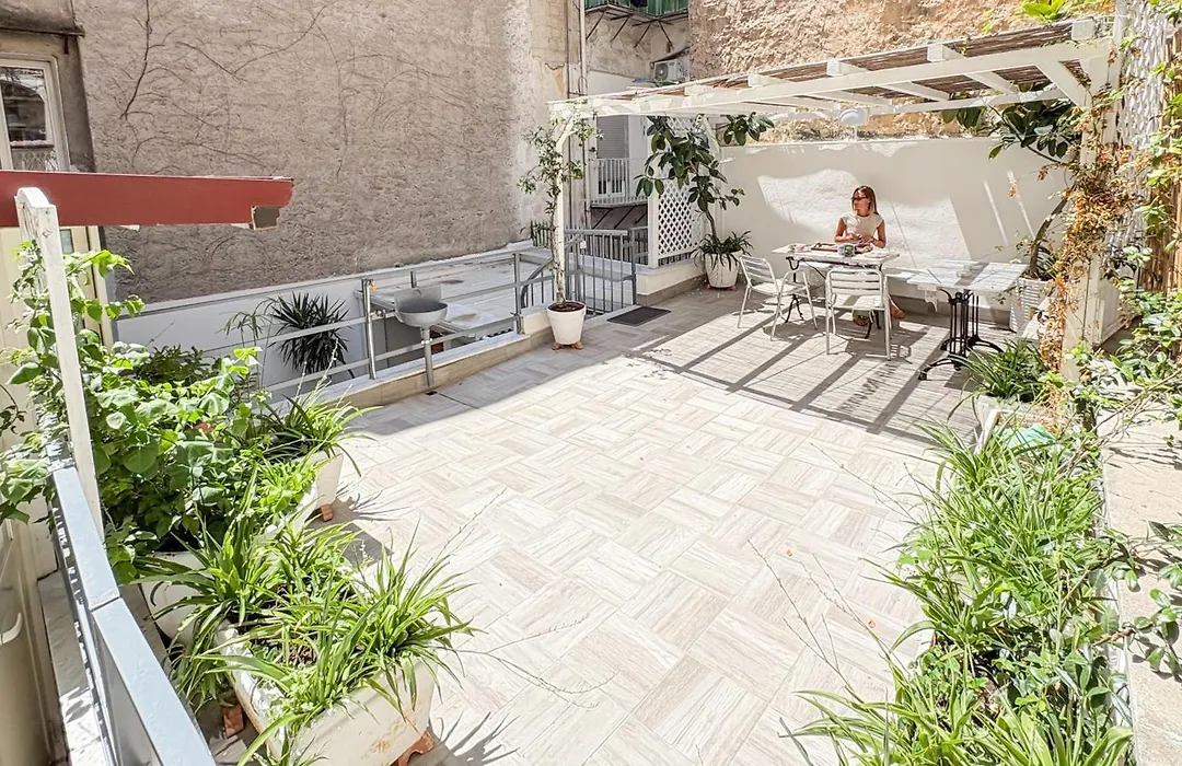 Tribunali apartments-1