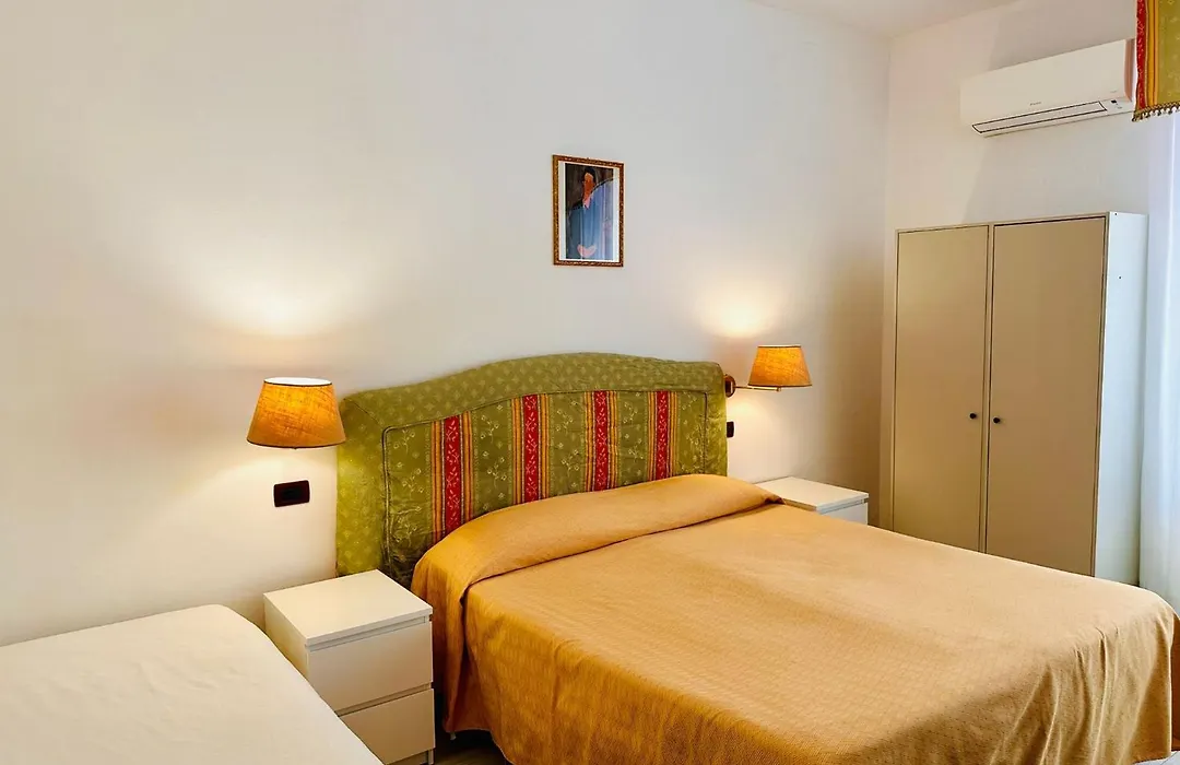 Hotel Ely-1