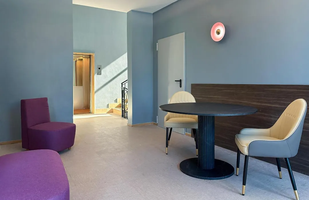 Best Western Hotel Revolution-1