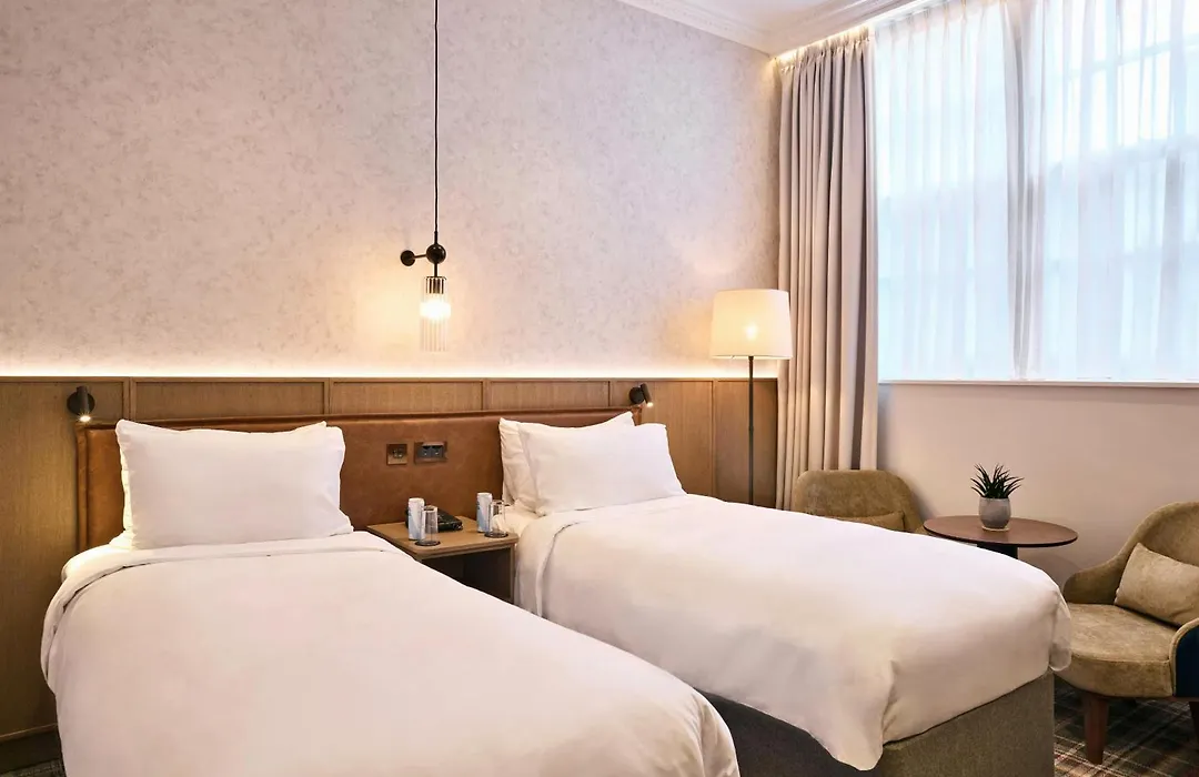 Radisson Blu Hotel, London Euston Square-1