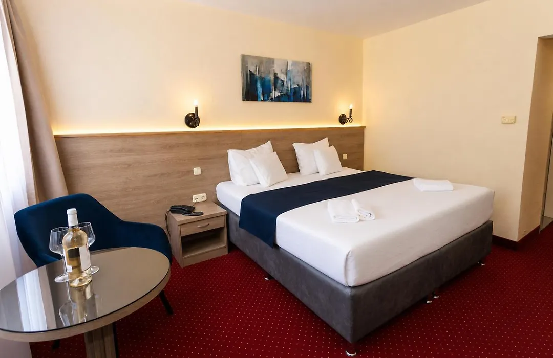 Hotel Mediterran Budapest-1