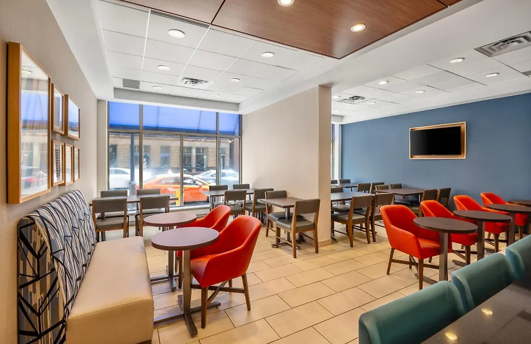 Holiday Inn Express Toronto Downtown By Ihg-1