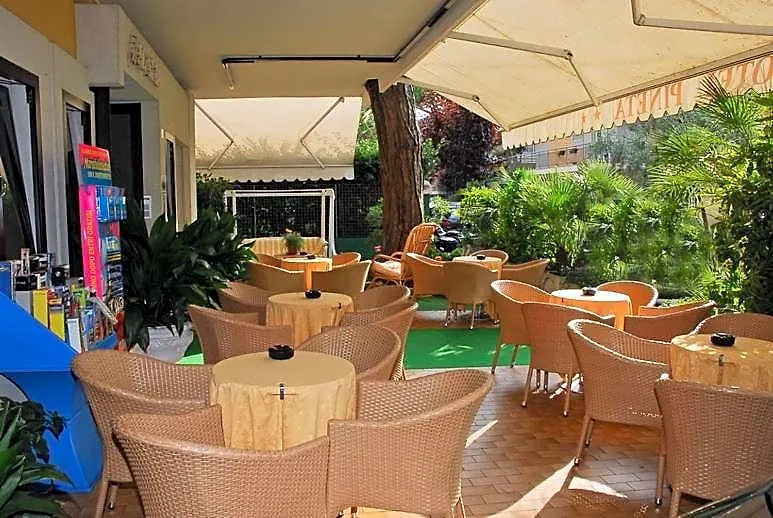 Hotel La Pineta-1