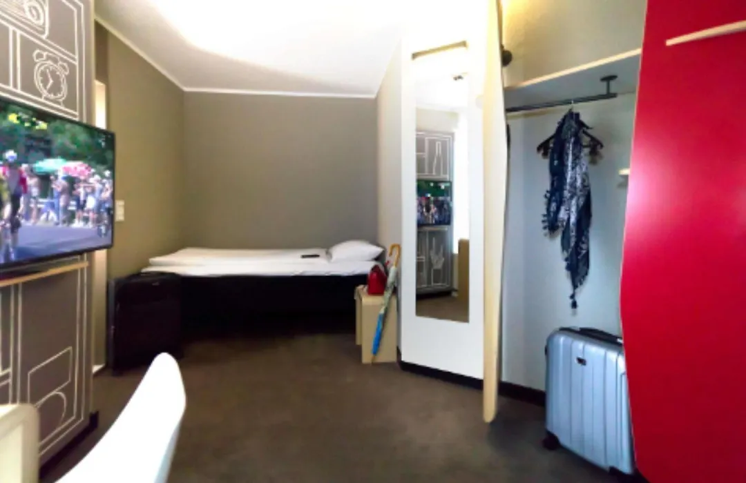 Ibis Koeln Centrum-1