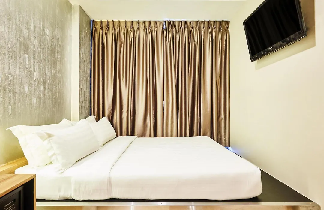 Ibis Budget Singapore West Coast-1