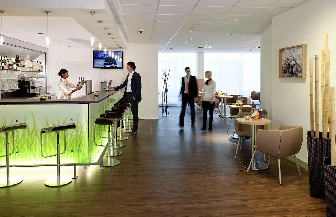 Ibis Augsburg Hauptbahnhof-1