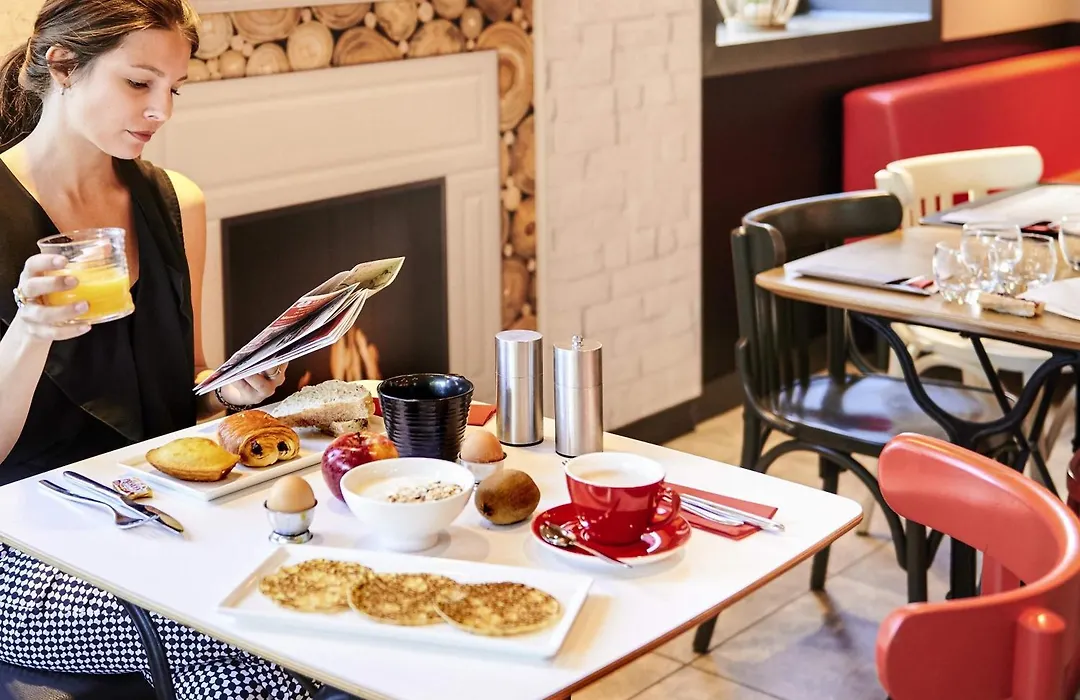 Ibis Styles Lyon Gerland-1