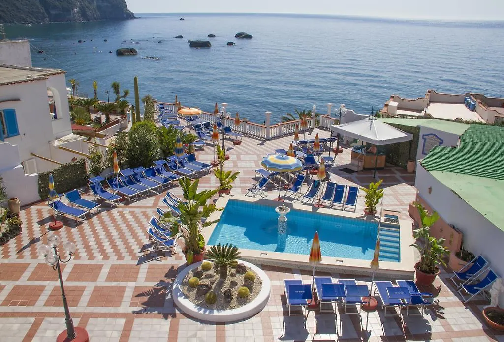 Hotel Riva del Sole-1