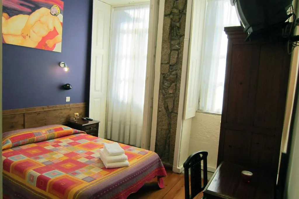 Duas Nacoes Guest House-1