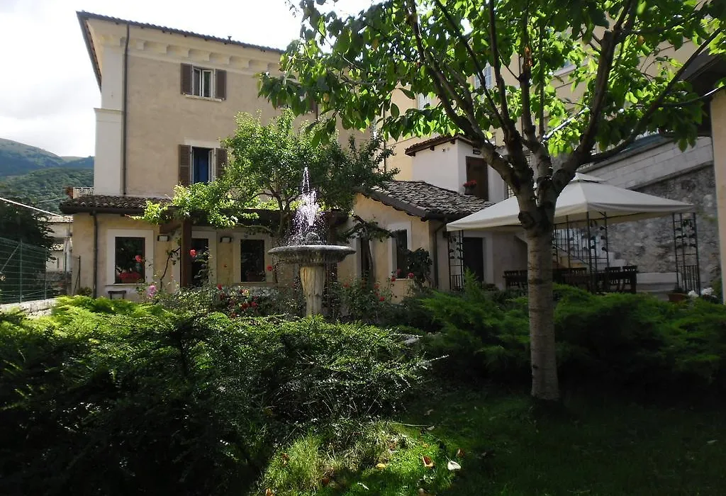 Antica Dimora Fuori Le Mura-1